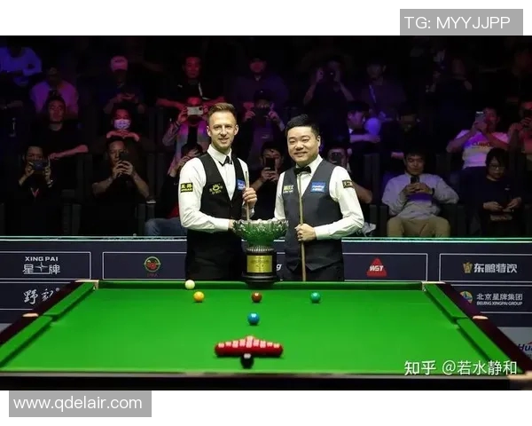 丹尼斯泰勒与戴维斯的巅峰对决揭示斯诺克世界的激烈竞争与荣耀